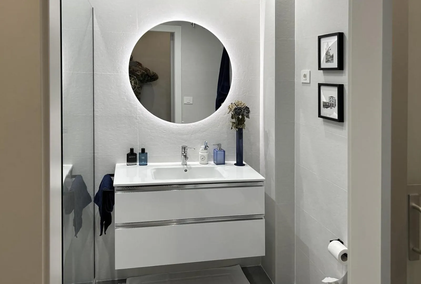 Apartamento Frente Al Guggenheim. Urbanizacion De Lujo En El Centro Bilbao Apartment